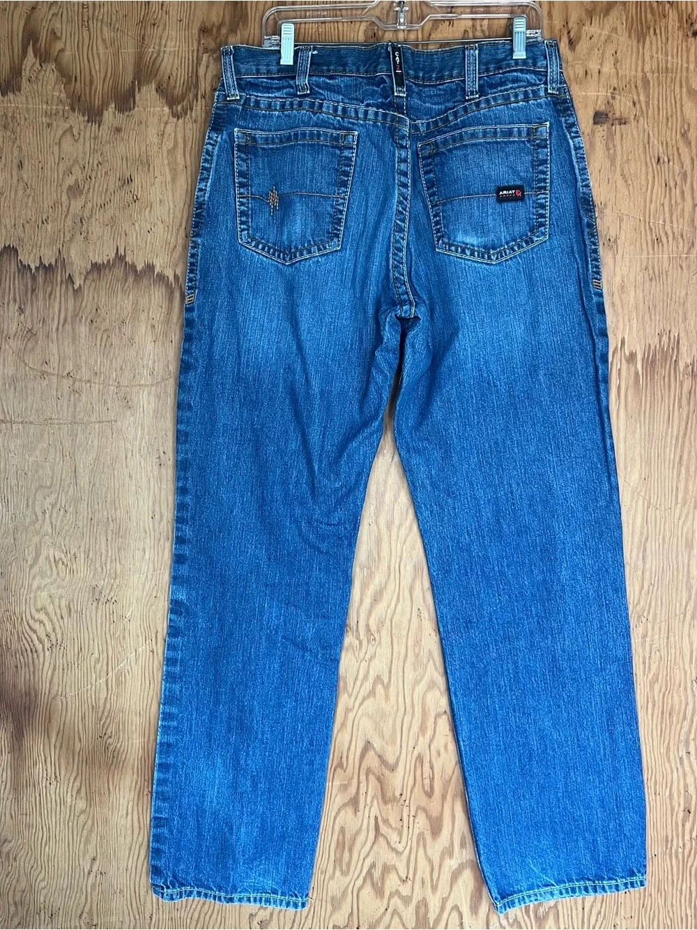 Ariat FR M3 Loose Fit Straight Leg Jeans Men 35x34.5 Medium Wash Flame Resistant